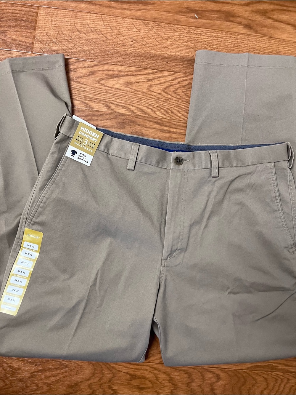Haggar Pants Mens 38x32 Tan Khaki Classic Fit Straight Leg Cool Comfort NWT